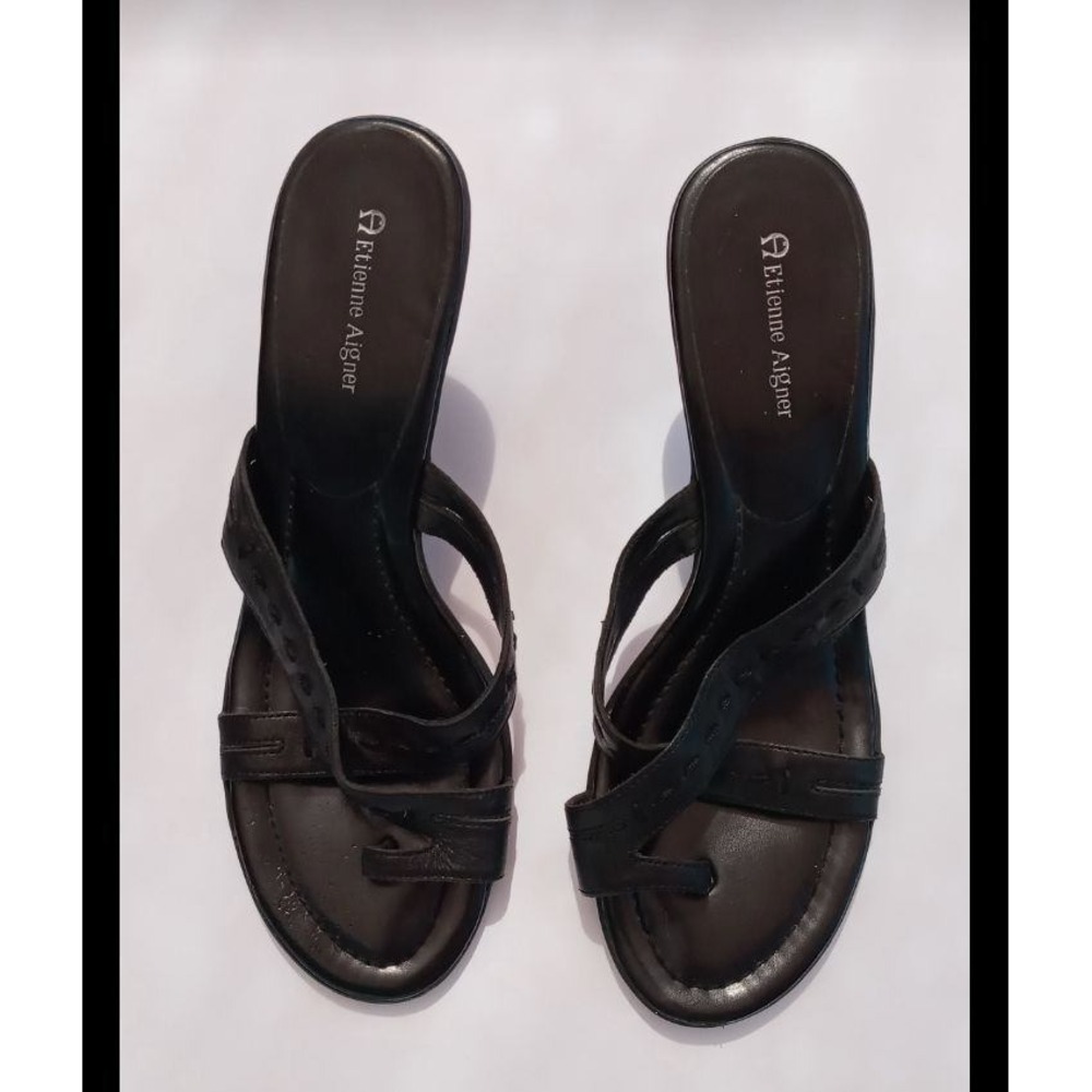 Etienne Aigner Black Leather Toe Loop Kitten Heel Sandals Mules, size 9M